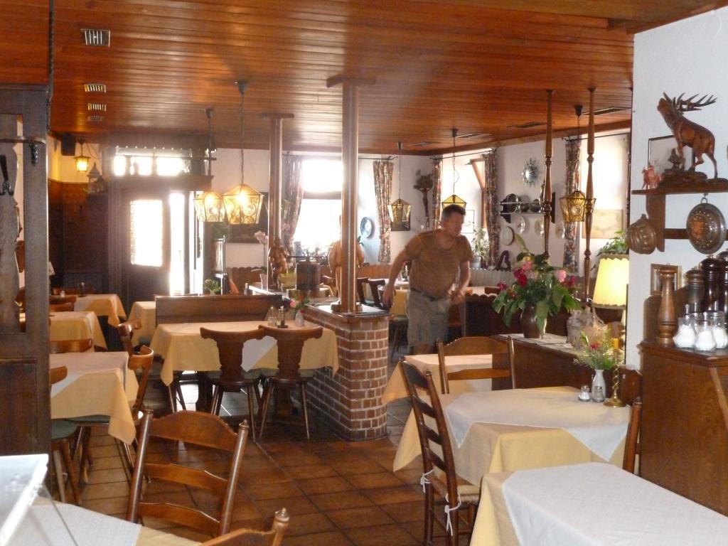 Gasthaus Zum Hirschen Staufen im Breisgau Zewnętrze zdjęcie