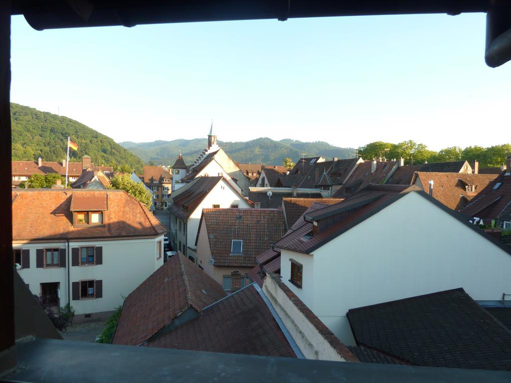 Gasthaus Zum Hirschen Staufen im Breisgau Zewnętrze zdjęcie