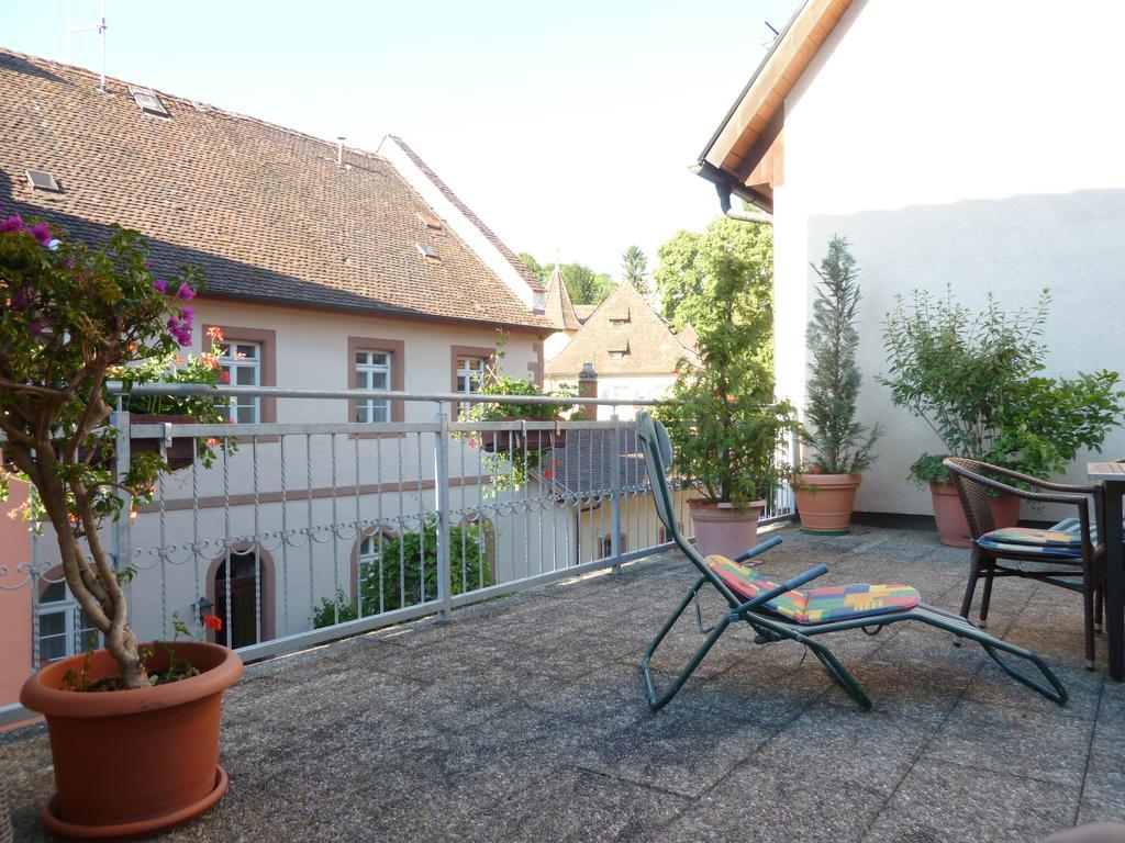 Gasthaus Zum Hirschen Staufen im Breisgau Zewnętrze zdjęcie