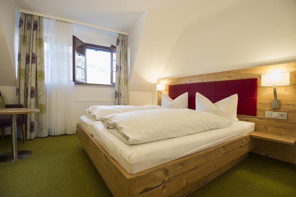 Gasthaus Zum Hirschen Staufen im Breisgau Pokój zdjęcie